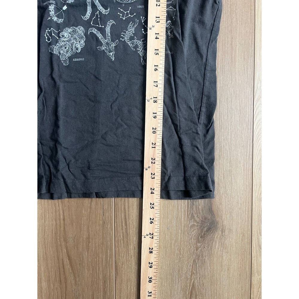 Fifth Sun Women's T Shirt Medium Zodiac Constellations - Picture 2 of 4